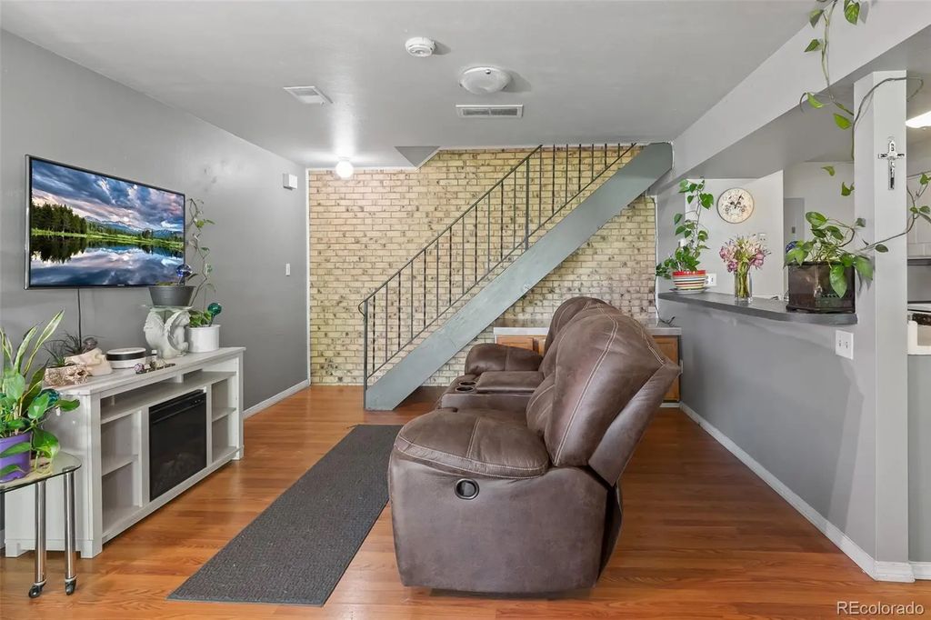 1192 S Eagle Circle C, Aurora