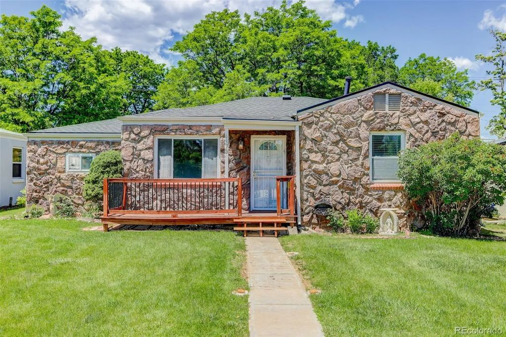 4373 S Sherman Street, Englewood