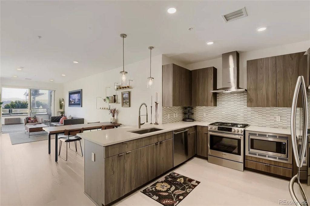 1616 S Broadway 202, Denver