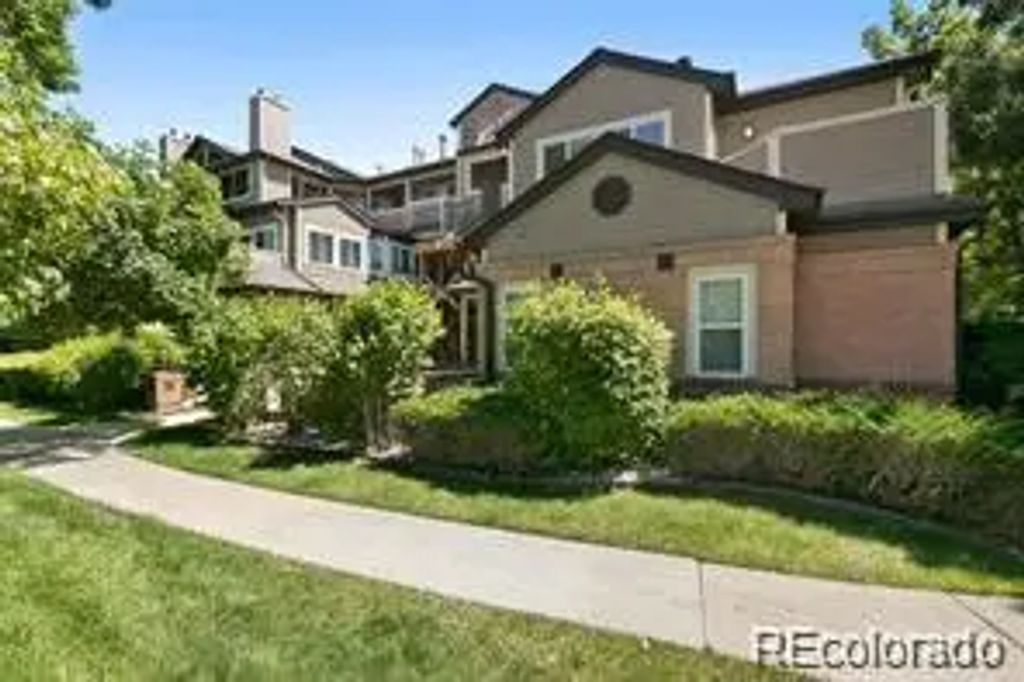 6001 S Yosemite Street E204, Greenwood Village