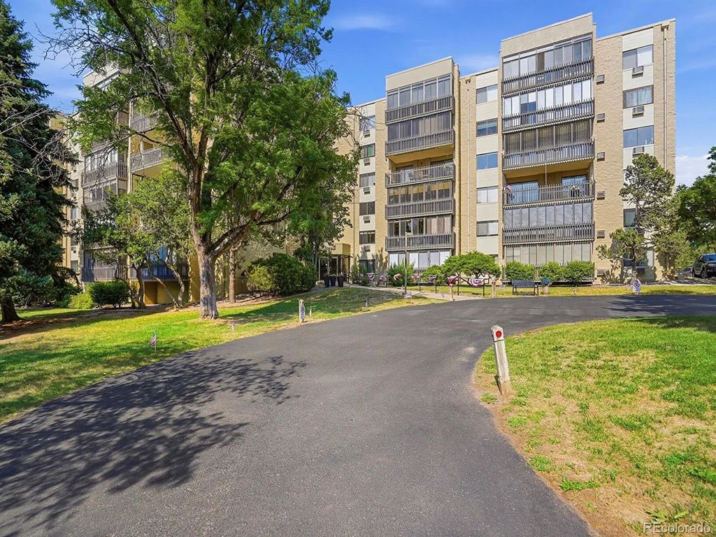 13691 E Marina Drive 201, Aurora