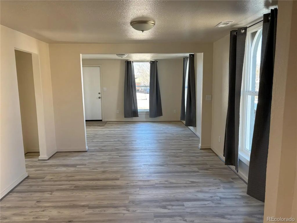 805 Raton Avenue, La Junta