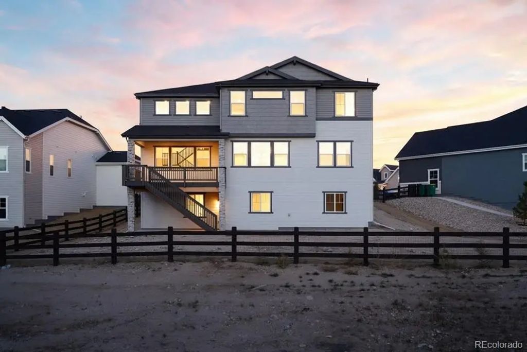 4153 Headlamp Court, Castle Rock