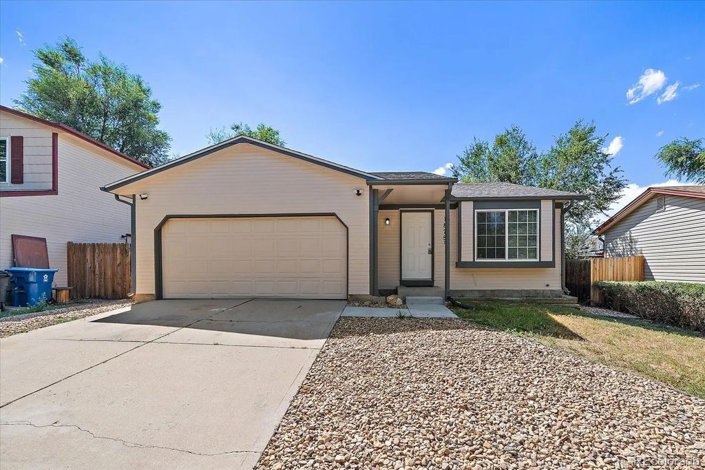 18757 E Hawaii Drive, Aurora