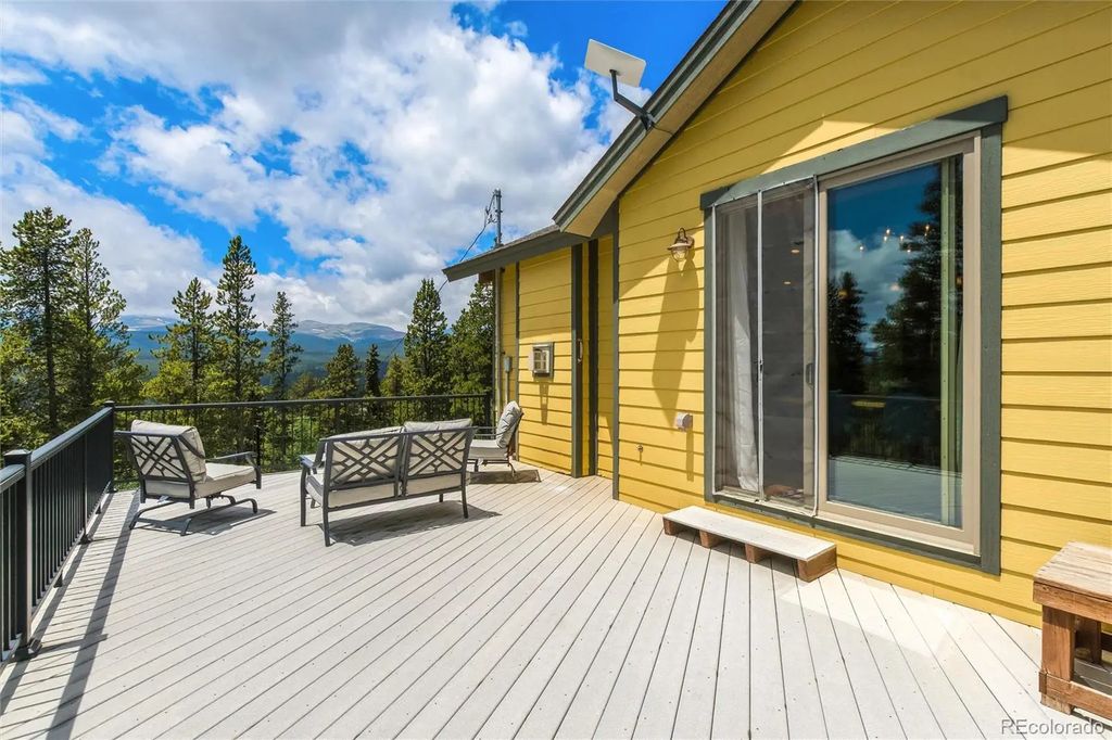 592 Ponderosa Road, Alma