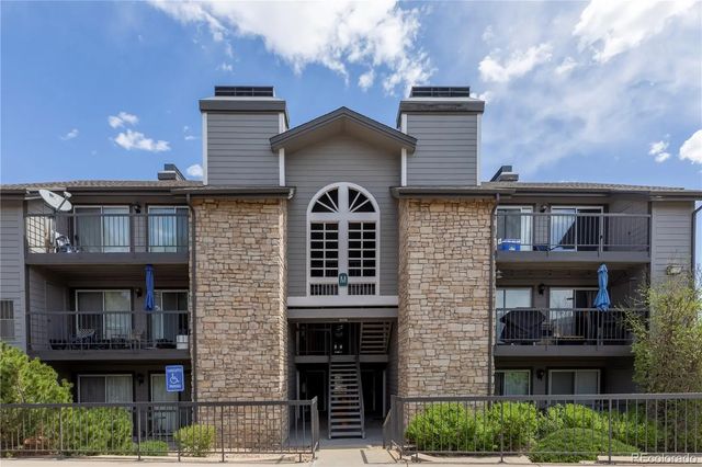 2575 S Syracuse Way M206, Denver