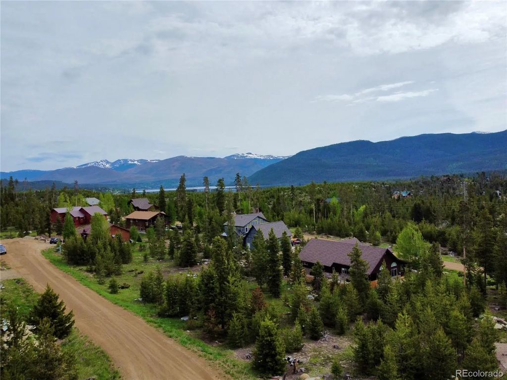 14 Rocky Mountain Lane, Grand Lake