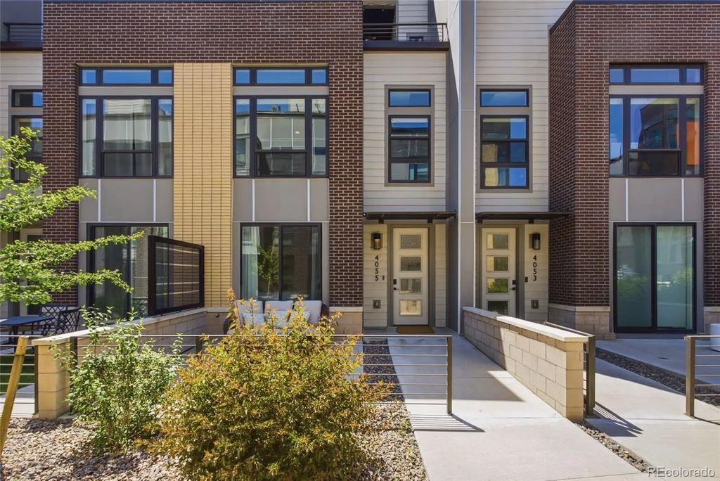 4055 W Conejos Place, Denver