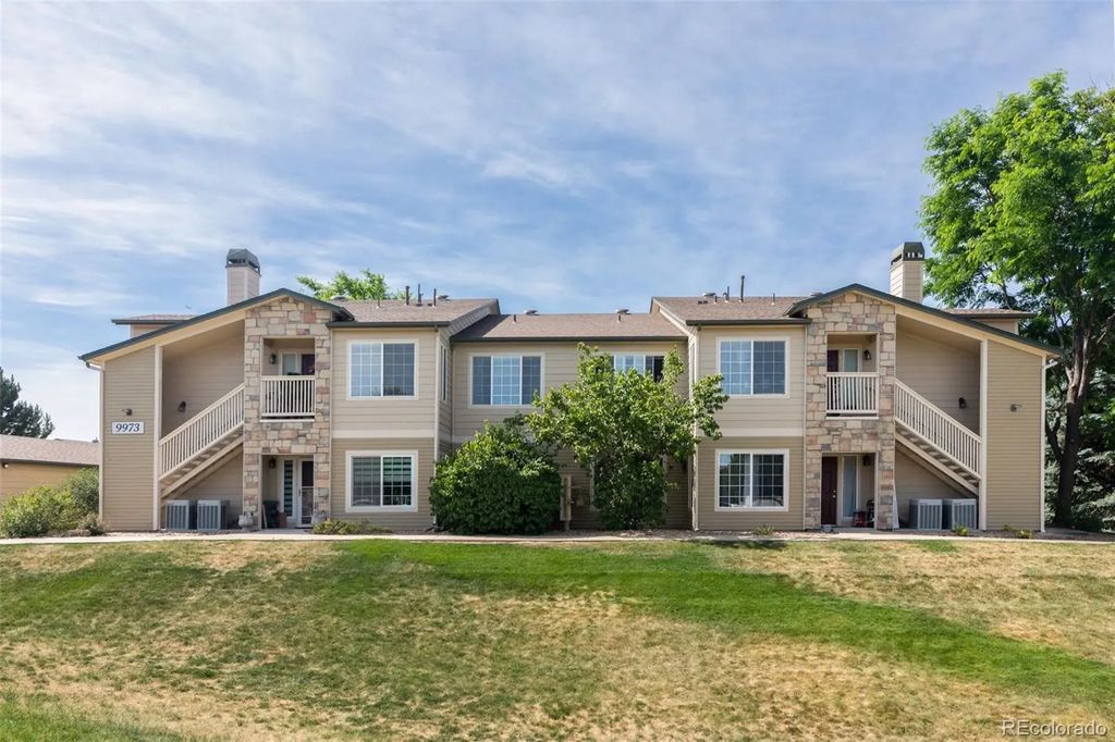 9973 E Carolina Circle 202, Aurora