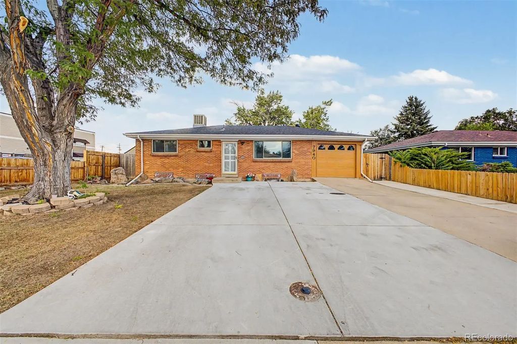 7940 Appleblossom Lane, Westminster