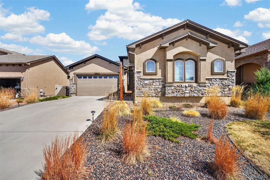9826 Golf Crest Drive, Peyton