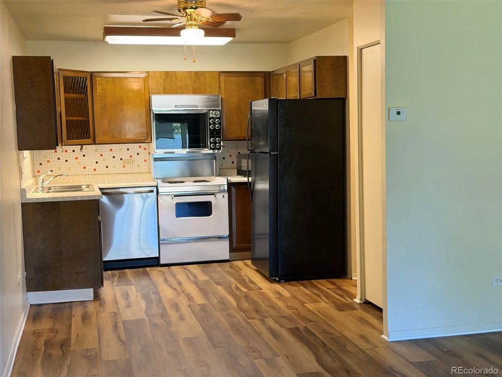 665 S Alton Way 2a, Denver