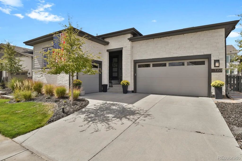 7359 Canyon Sky Trail, Castle Pines