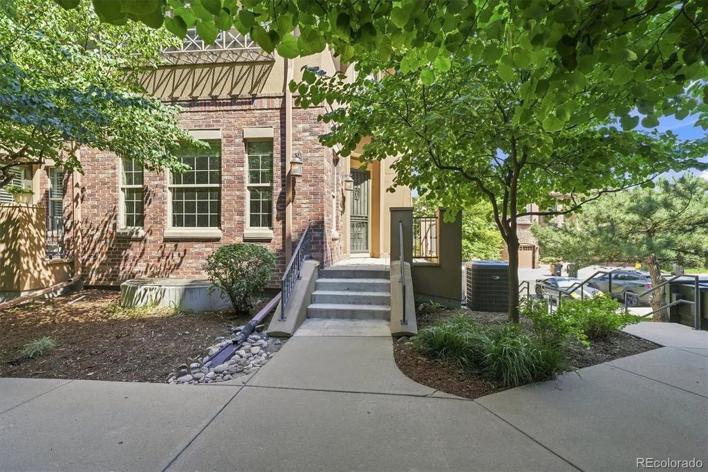 7821 Vallagio Lane, Englewood