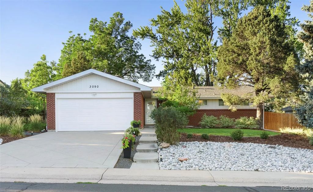 3090 E Weaver Avenue, Centennial