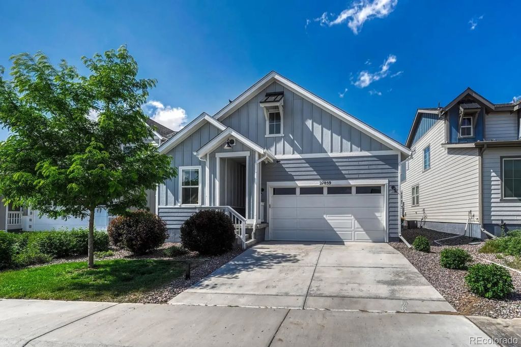 27859 E 7th Place, Aurora