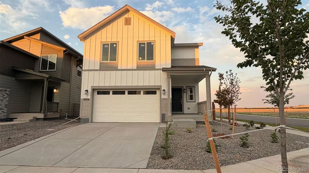9354 Danube Street, Commerce City