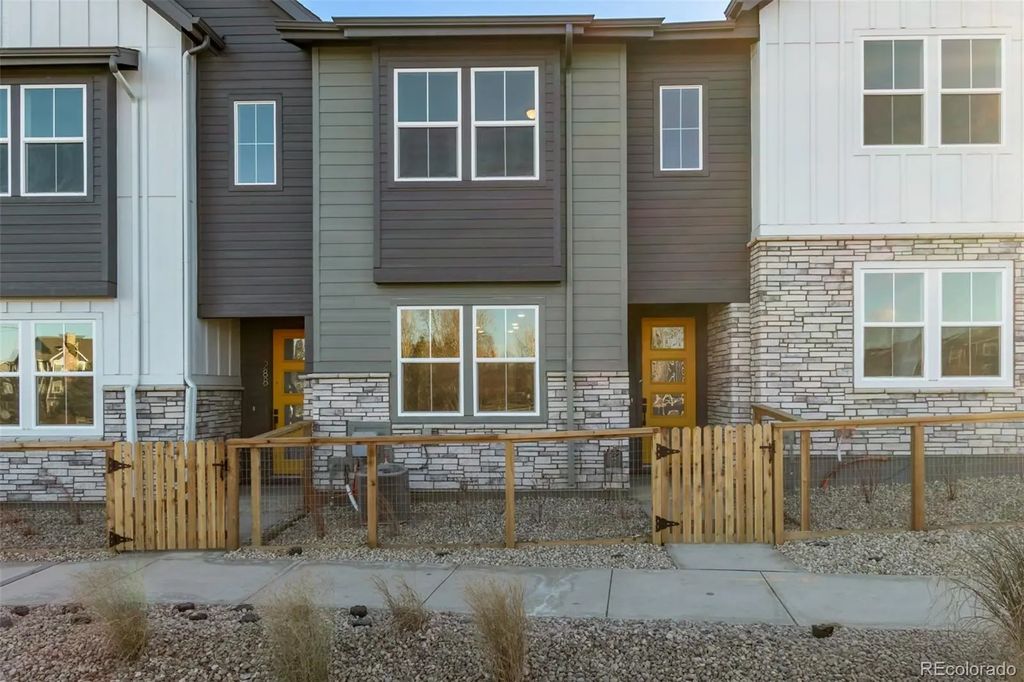 2899 E 103rd Drive, Thornton