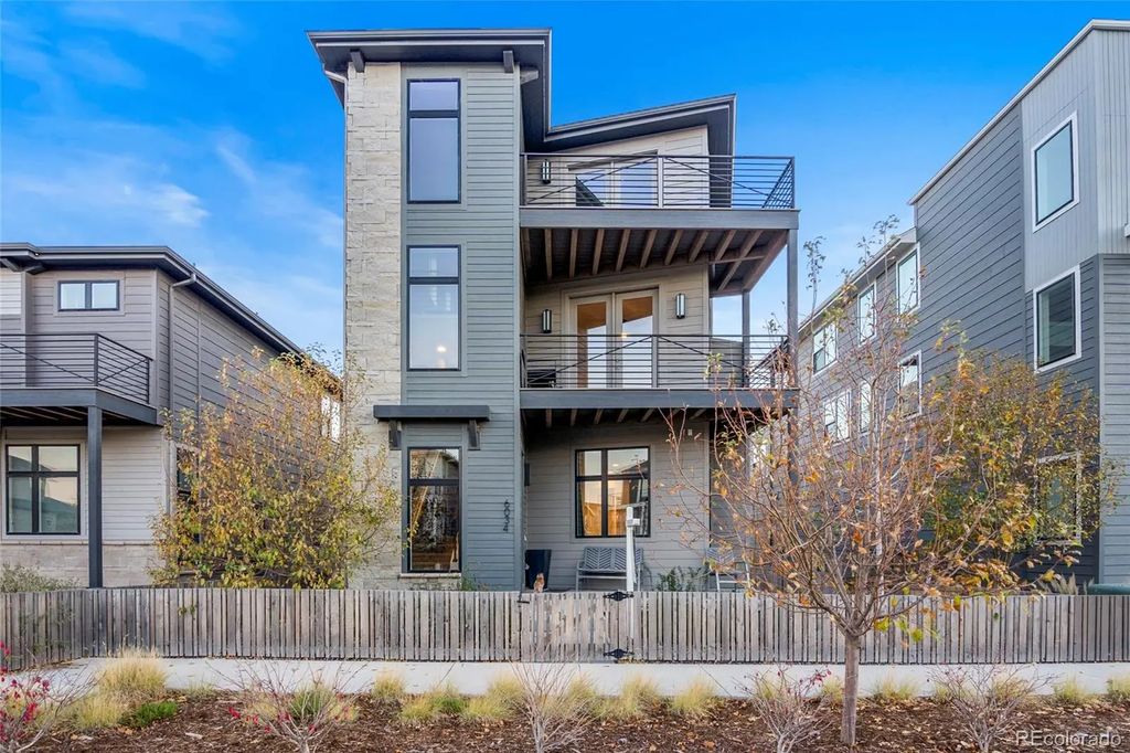 6034 N Nepal Street, Aurora