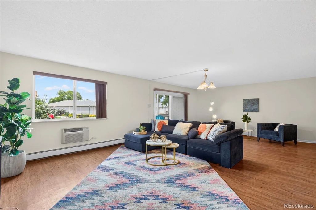695 S Alton Way 9a, Denver