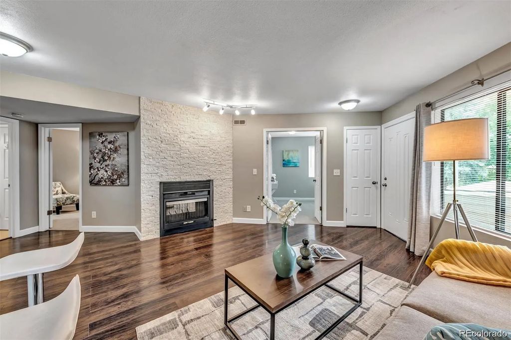 12476 W Nevada Place 105, Lakewood