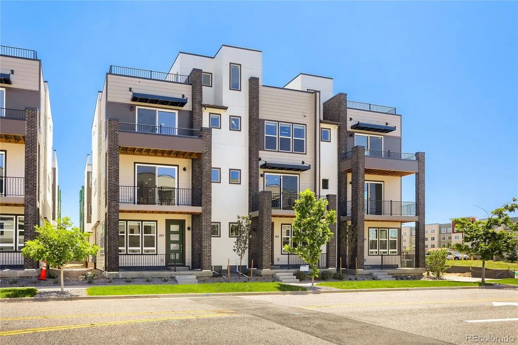 9200 E 47th Avenue 103, Denver