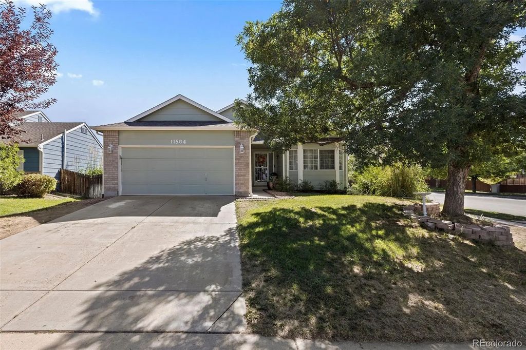 11504 Oswego Street, Commerce City