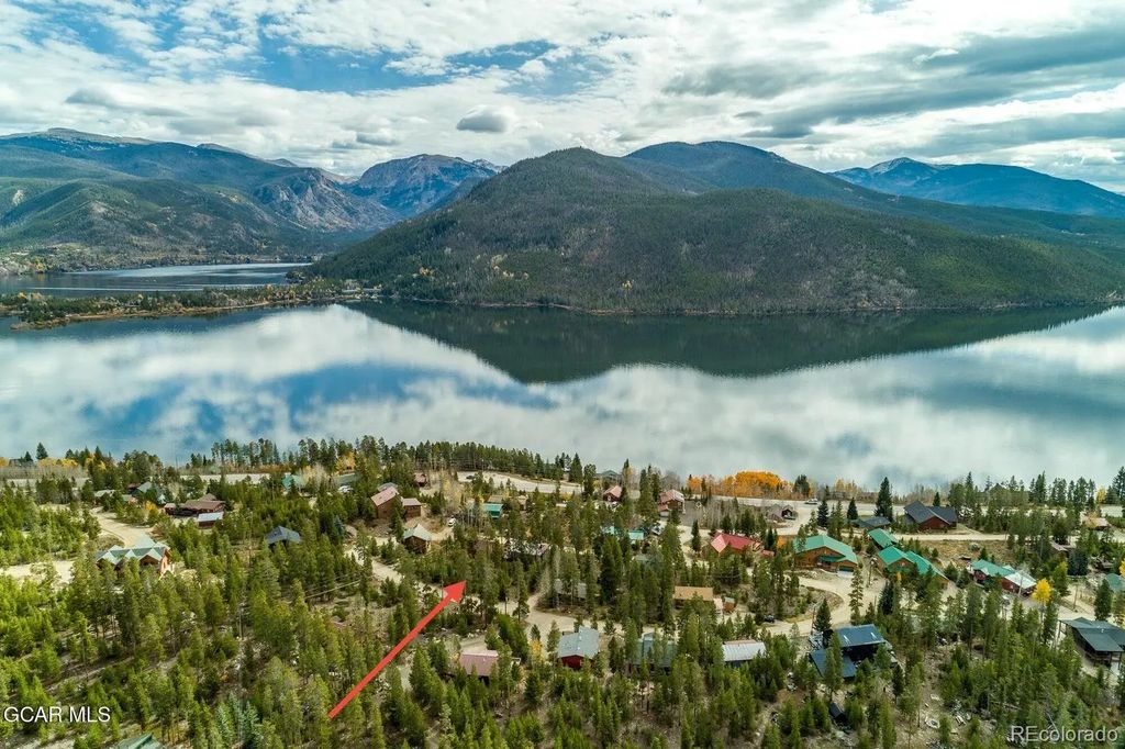 88 Leewood Road, Grand Lake