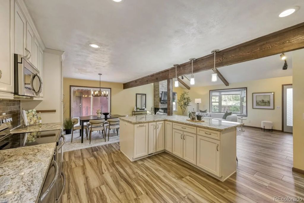 6225 E Mississippi Avenue, Denver