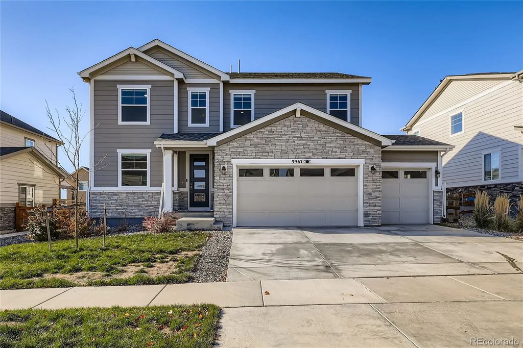 3967 Grand Baker Street, Aurora