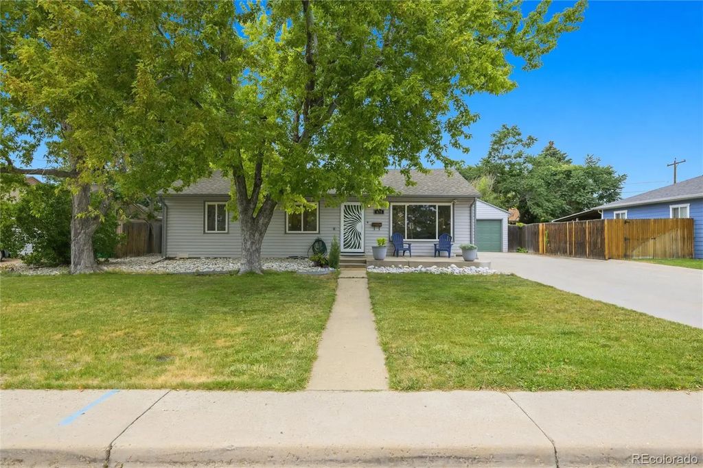 479 S Harlan Street, Lakewood