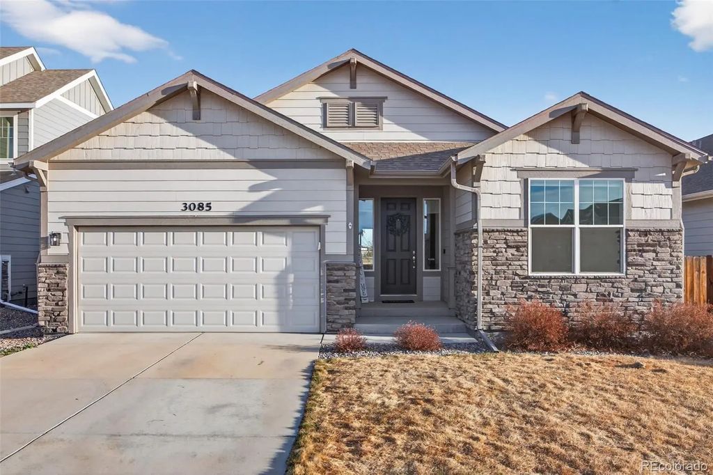3085 Lake Helen Boulevard, Mead