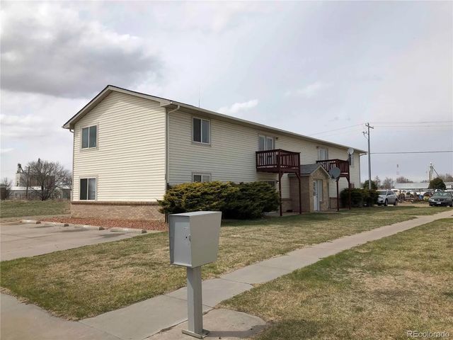 323 Circle Drive, Fort Morgan