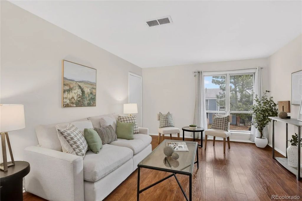 7205 S Gaylord Street F15, Centennial