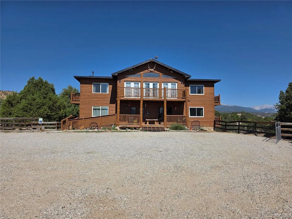 9582 Us Highway 285, Salida