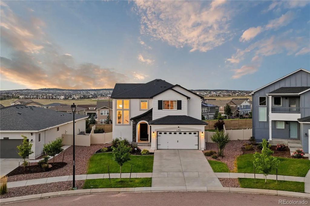 6538 Cumbre Vista Way, Colorado Springs