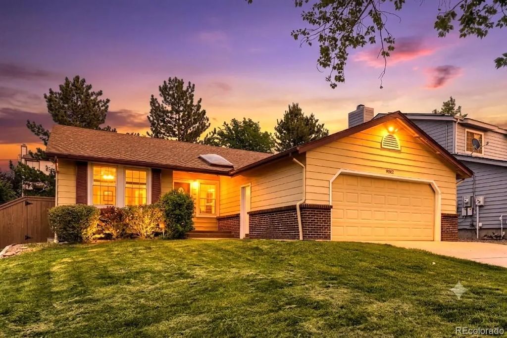 9062 Woodland Drive, Littleton