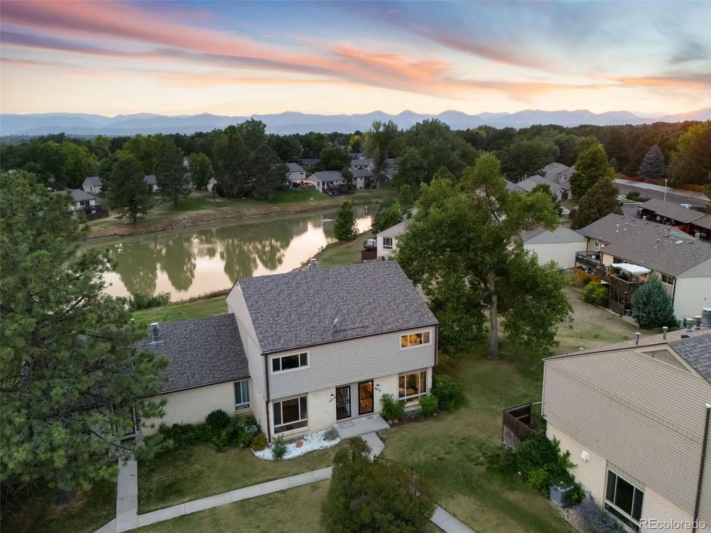 4416 W Pondview Drive, Littleton