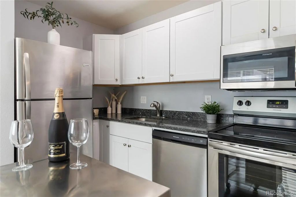 5995 E Iliff Avenue 117, Denver