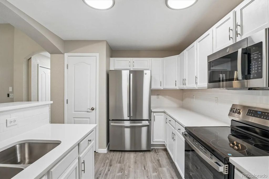 1404 Whitehall Drive C, Longmont