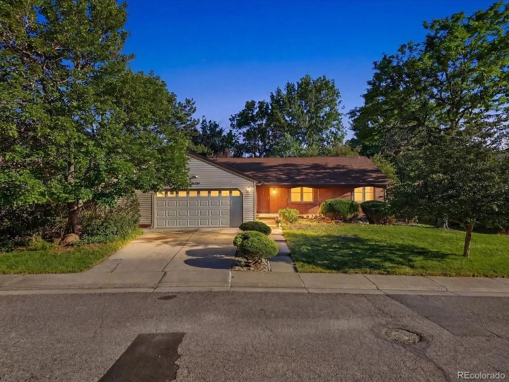16636 E Rice Circle, Aurora