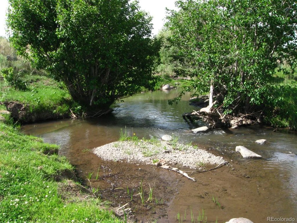Lot 23 Canyon Road, Capulin
