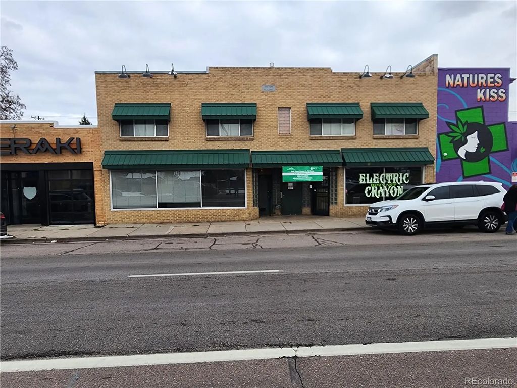 4324 S Broadway Avenue, Englewood