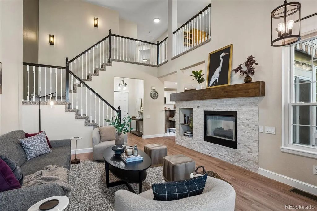 9465 Crossland Way, Littleton