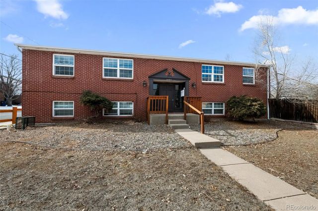 2397 S Locust Street, Denver