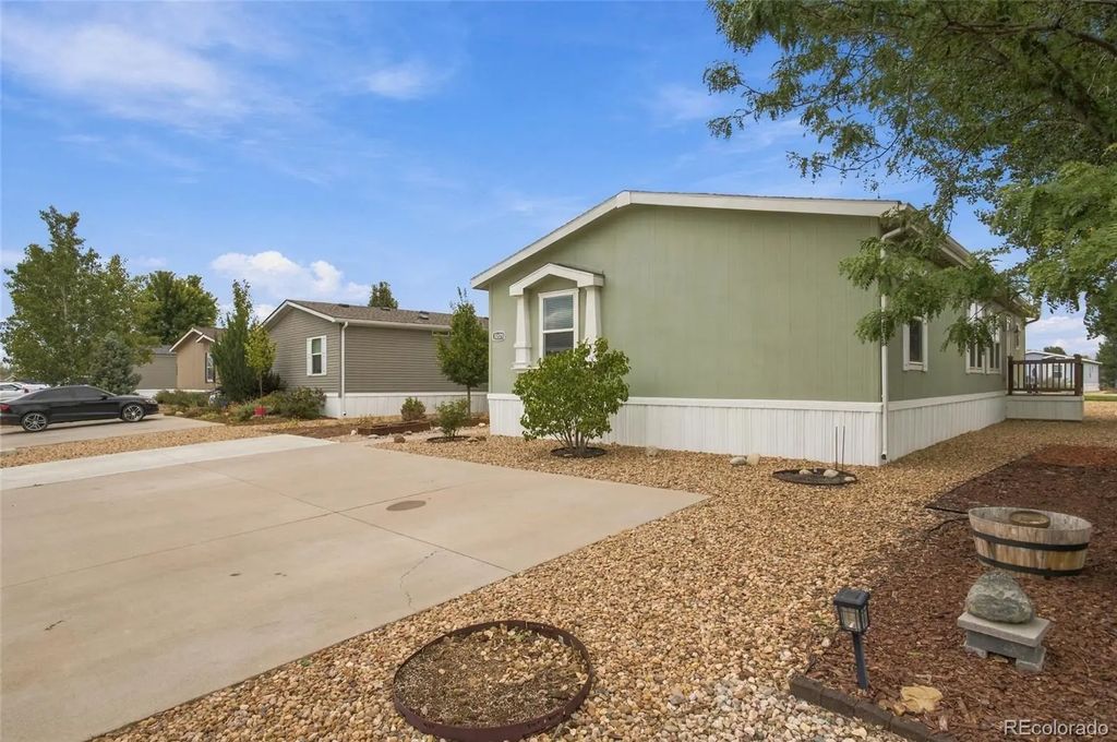 10578 Titan Avenue, Firestone