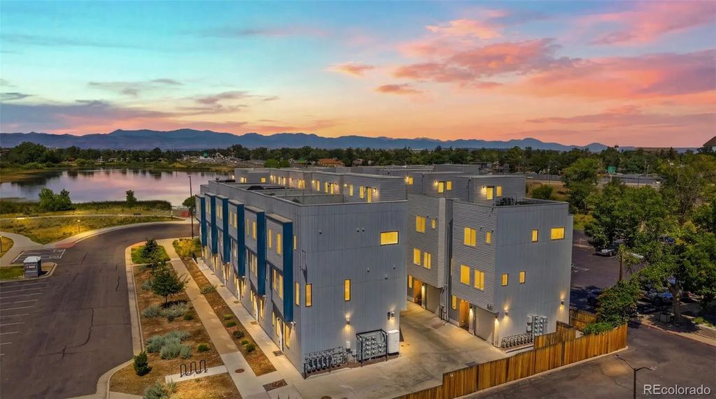 3101 W 47th Avenue 15, Denver