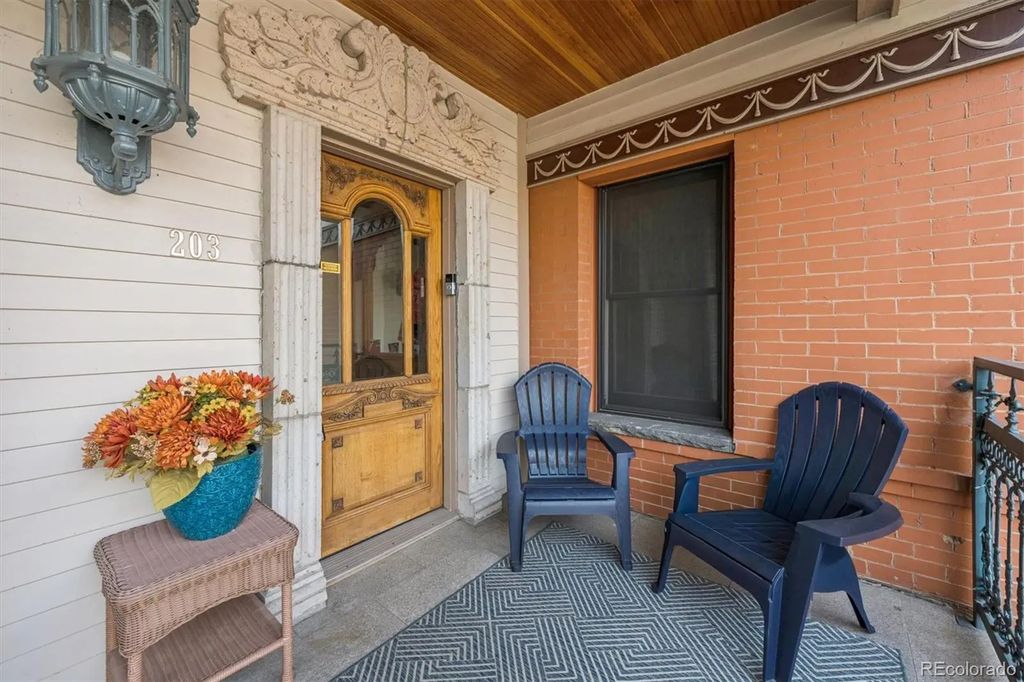 1022 Pearl Street 203, Denver