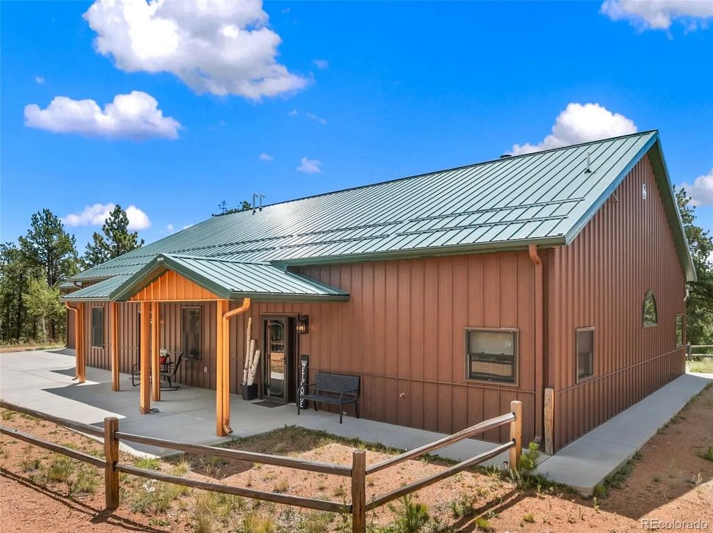 5542 North Road, Divide