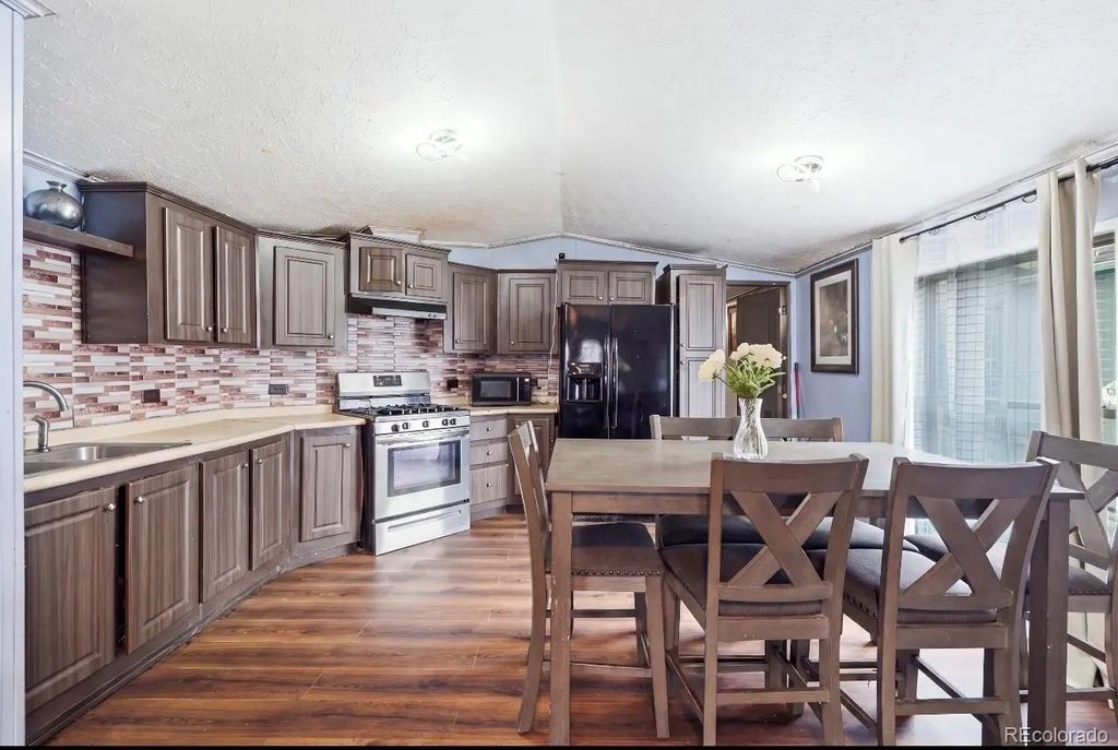 1500 W Thornton Pkwy Parkway, Thornton